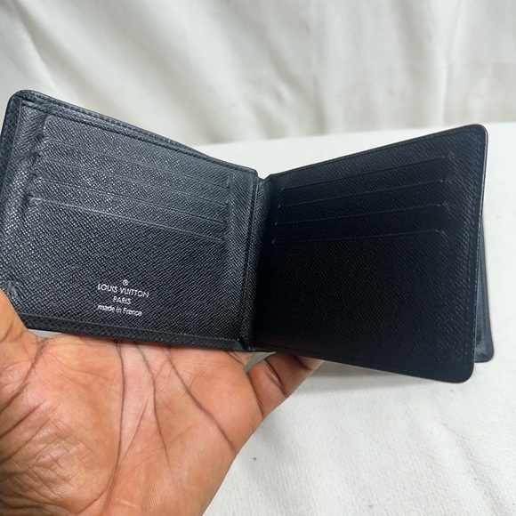 Louis Vuitton Wallet - Picture 8 of 11